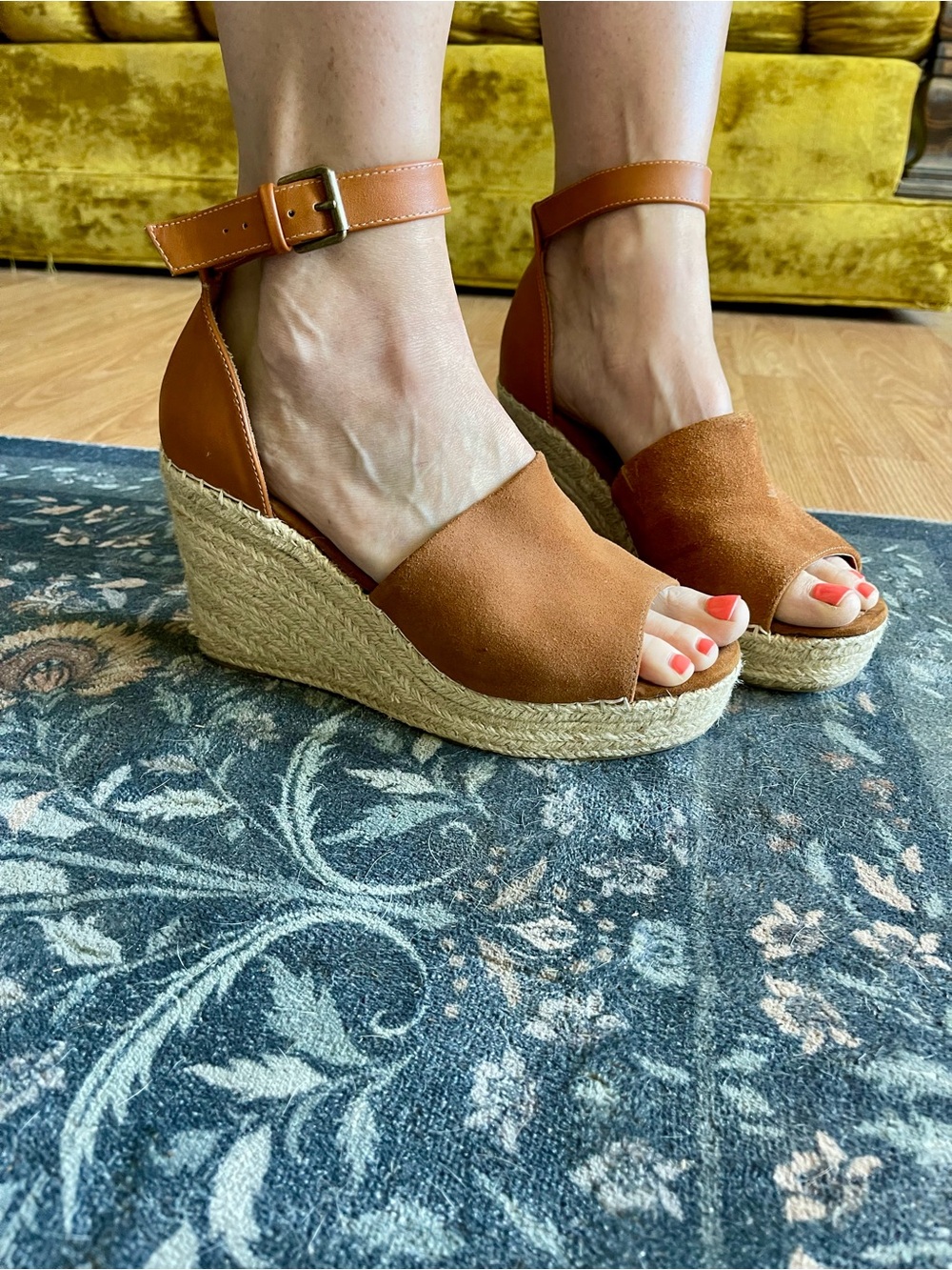 Steve Madden Tan Suede Espadrille Wedge Sandals with Ankle Strap